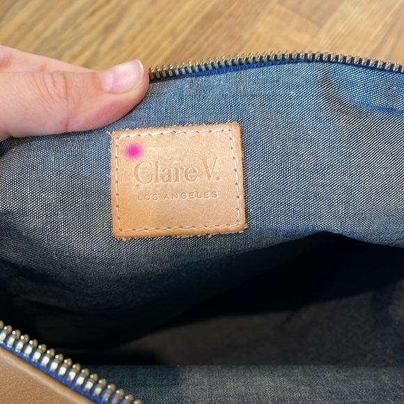 Clare V. Fold over clutch. Leather. - Picture 6 of 6